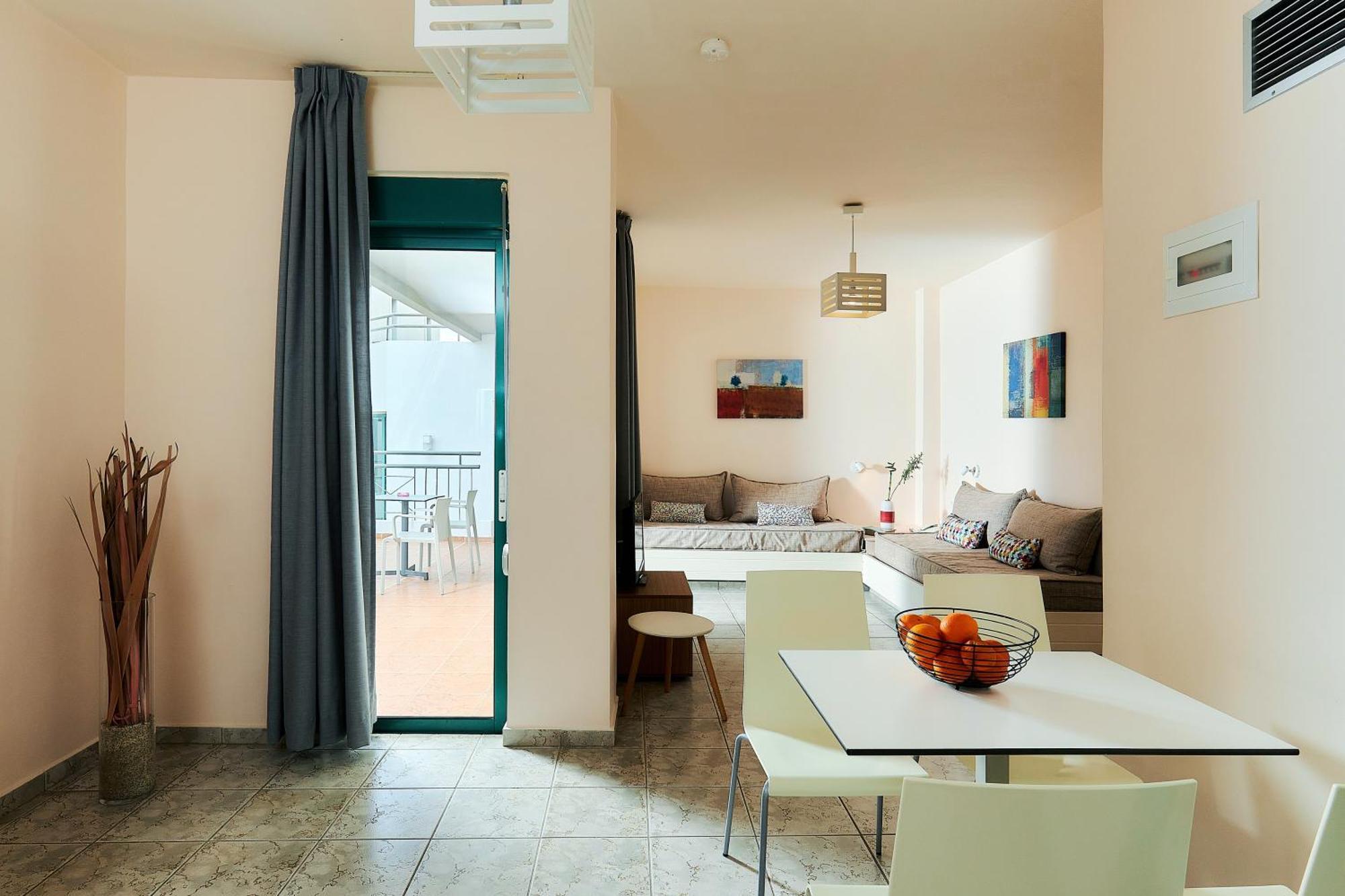 Bella Vista Hotel "By Checkin" ヘルソニソス エクステリア 写真